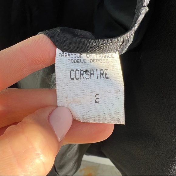 80’s Gold Statement Button Black Blazer - Picture 5 of 15